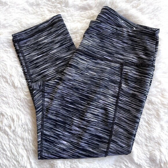 TEK GEAR DRY TEK Women's Slim Fit Performance Leggings Size M Black/White - Picture 1 of 10